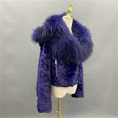 Blue Fox naaritsa mantel